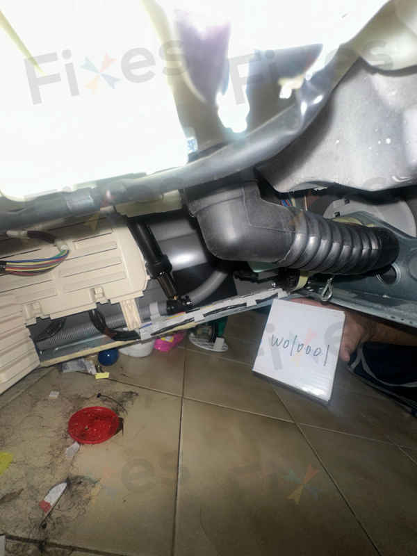 出現故障碼E12,不排水💧Whirlpool惠而浦前置式洗衣機 WRAL85411