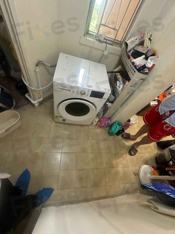 出現故障碼E12,不排水💧Whirlpool惠而浦前置式洗衣機 WRAL85411