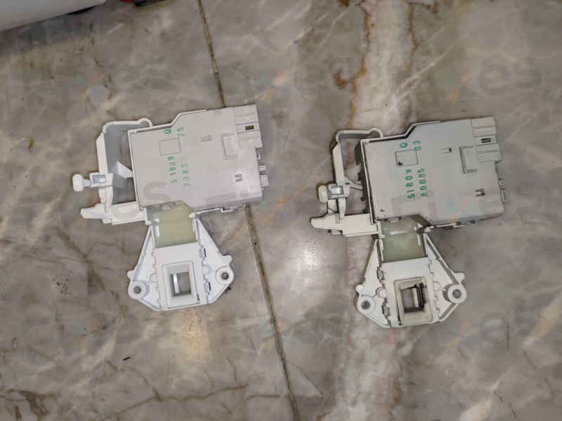 出現故障碼E12 及 E13🔧Siemens西門子二合一洗衣乾衣機 WD14D366HK/03