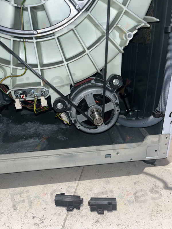 出現故障碼E12,不能運作😲Siemens西門子二合一洗衣乾衣機 WD14D366HK/03