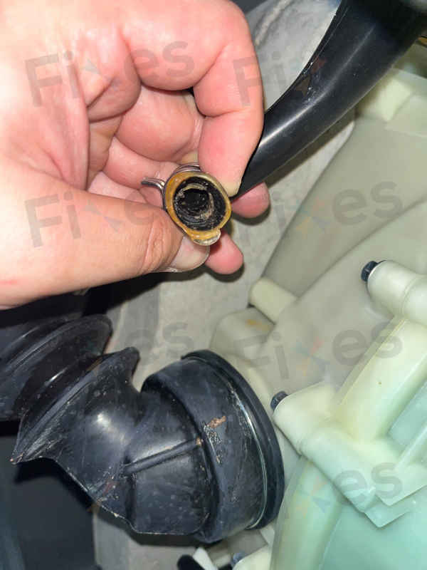 出現故障碼E12，排水異常😮Whirlpool惠而浦前置式洗衣機 WRAL85411