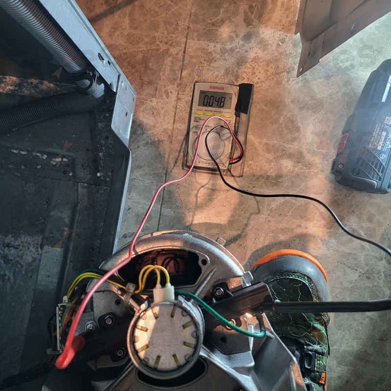 出現故障碼E12,無法正常運作🚦Siemens西門子前置式洗衣機 WK14D321HK/07