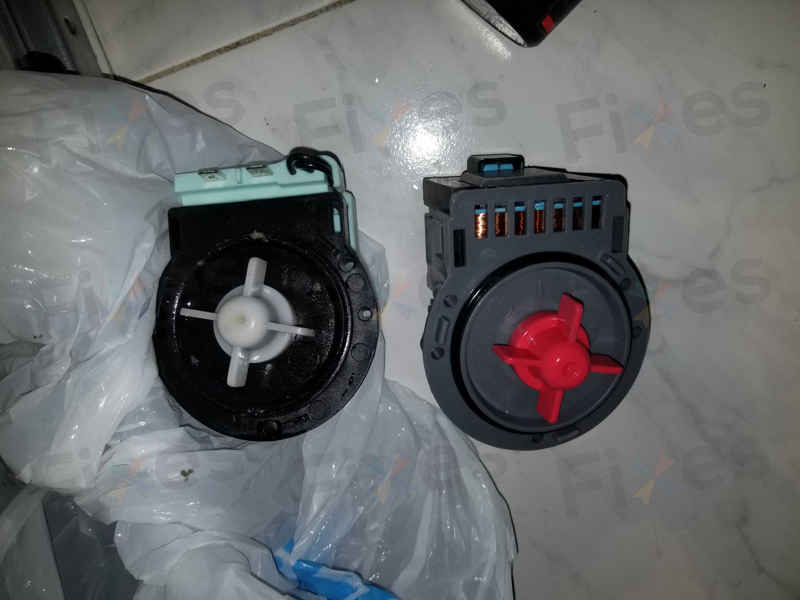 出現故障碼E12,更換排水泵🔍Whirlpool惠而浦前置式洗衣機 FRAL80111
