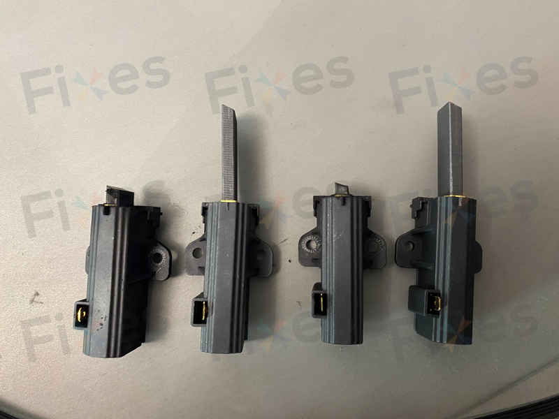 這部西門子WM系列洗衣機E12故障碼一年內再現？師傅拆開碳刷發現驚人真相 🔍