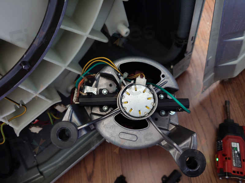 這部Siemens WK系列洗衣機出現E12故障碼後完全不轉？客人如何決定續用還是換機 🌙