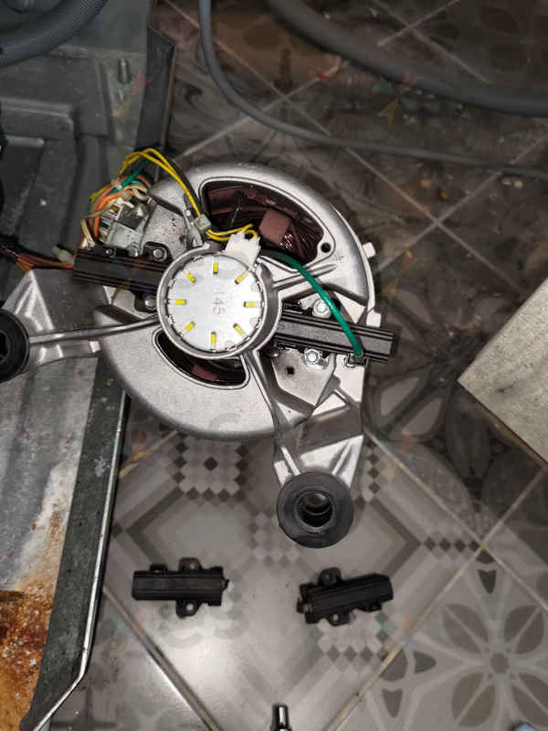 出現故障碼E12🚫Siemens西門子二合一洗衣機 WD14D366HK/03