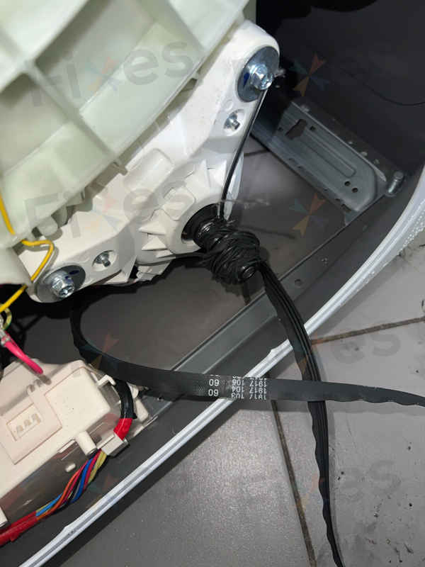 出現故障碼E12⛔Whirlpool惠而浦前置式洗衣機 WRAL85411
