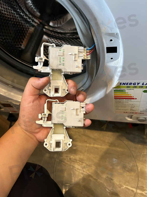Bosch嵌入式洗衣機卡住衣服?解鎖E13故障碼的專業方法 🔓