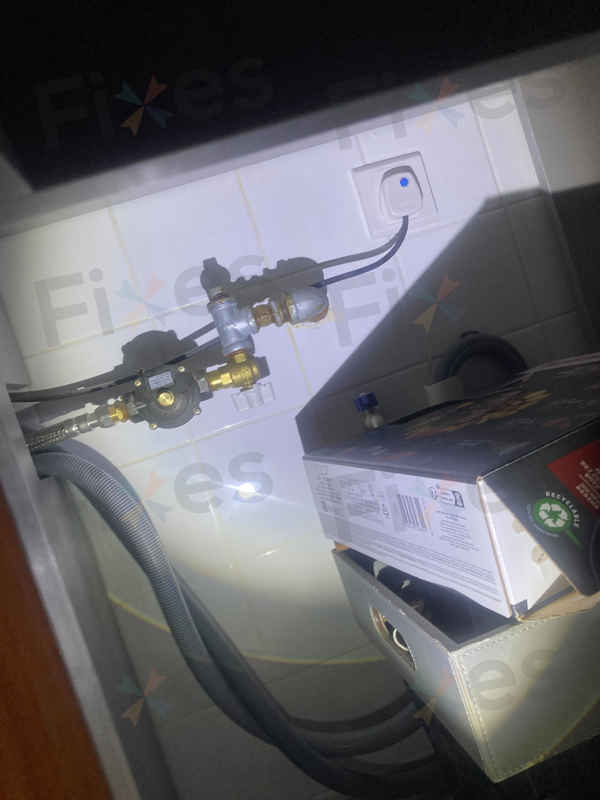 出現故障碼E13,門鎖死🚫Siemens西門子前置式洗衣機 WK14D321HK/07