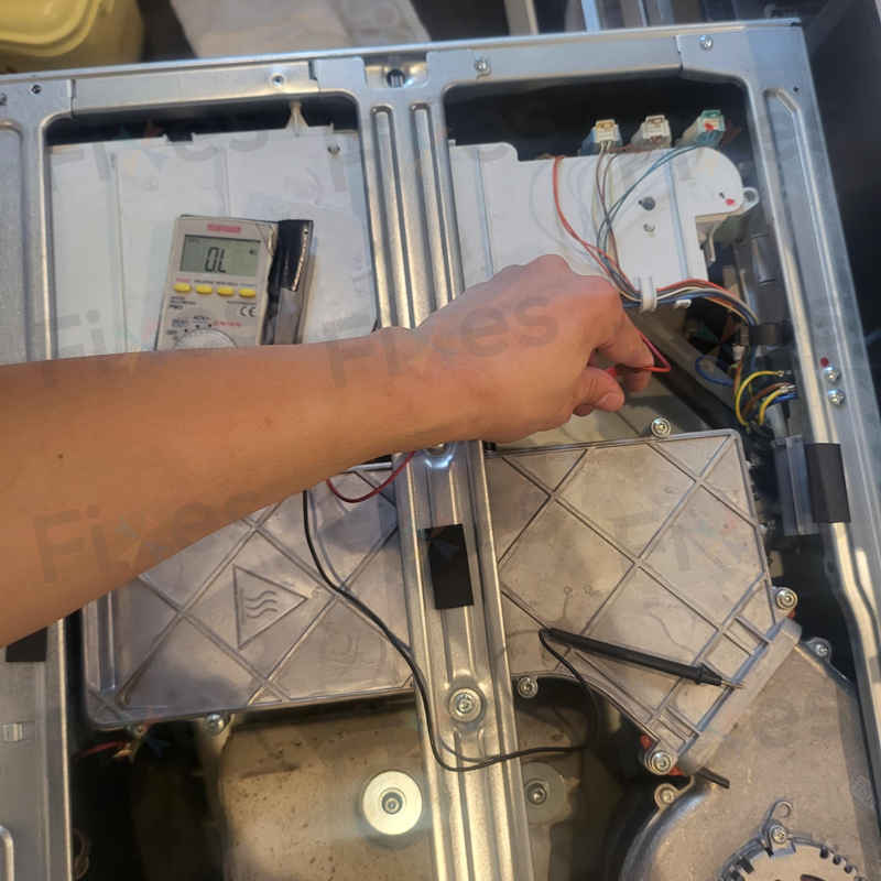 出現故障碼E13，門鎖掣問題🚫Siemens西門子前置式洗衣機 WK14D321HK/07