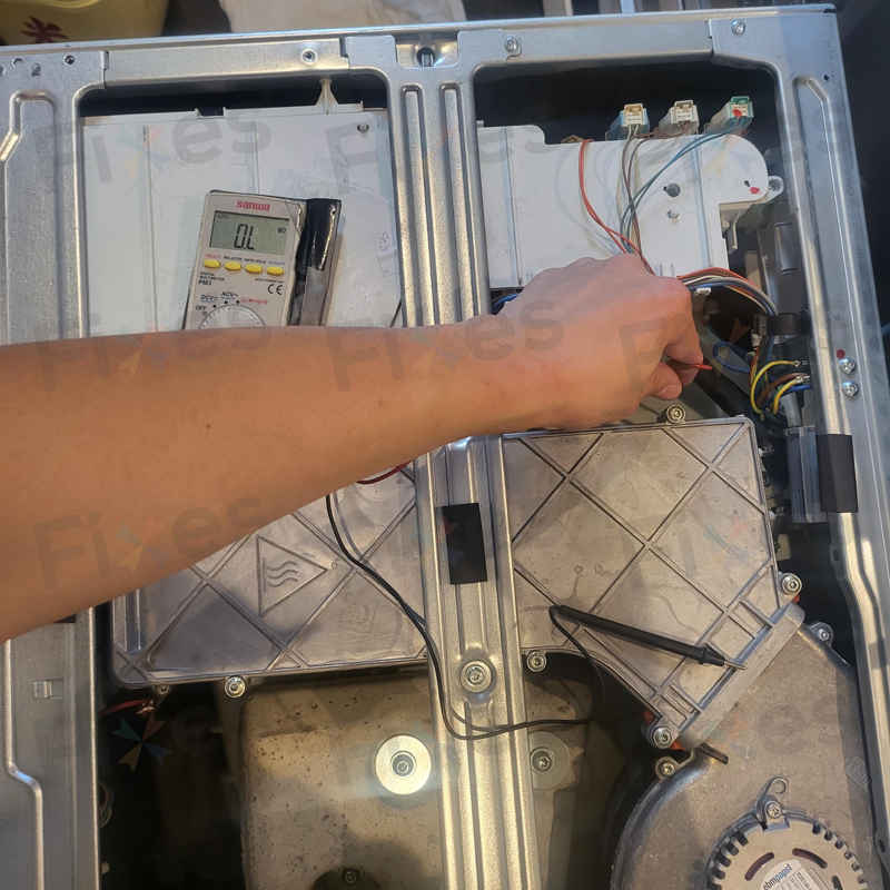 出現故障碼E13，門鎖掣問題🚫Siemens西門子前置式洗衣機 WK14D321HK/07