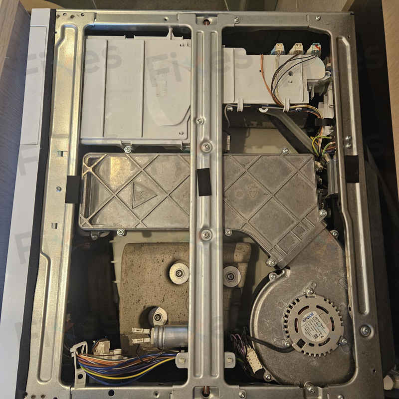 烘乾完成卻彈E13──這部Gorenje WDI系列洗衣機面板、門鎖掣與發熱線的抉擇 🔄