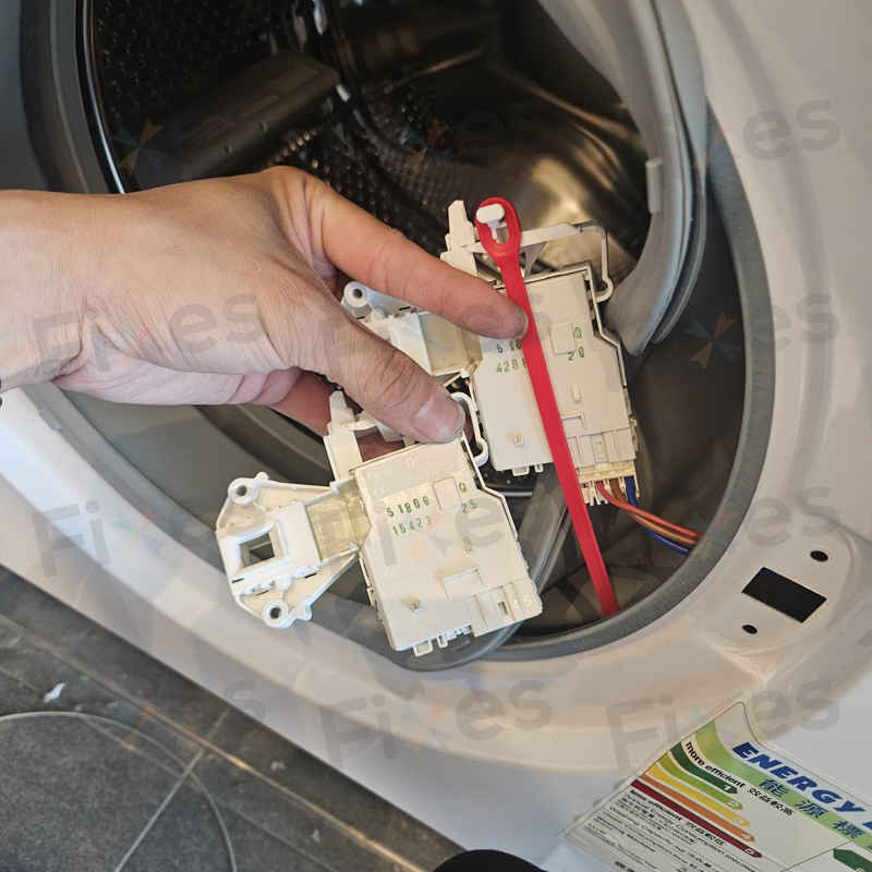 烘乾完成卻彈E13──這部Gorenje WDI系列洗衣機面板、門鎖掣與發熱線的抉擇 🔄