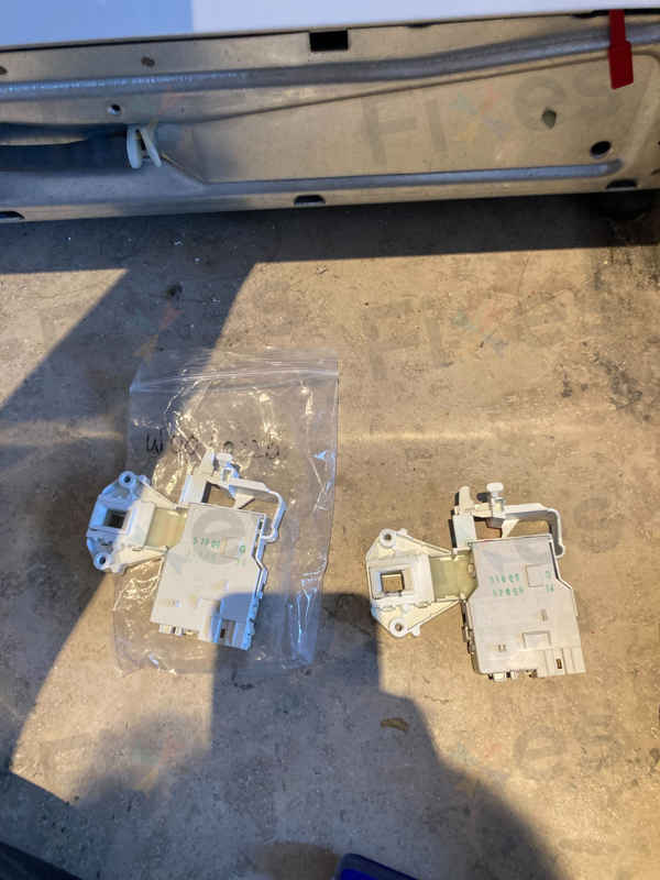 出現故障碼E13🛠️Siemens西門子前置式洗衣機 WK14D320GB/05