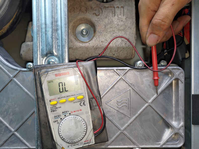 西門子WK16D系列洗衣機門鎖異響伴隨E13故障碼？這樣處理最有效 🎯