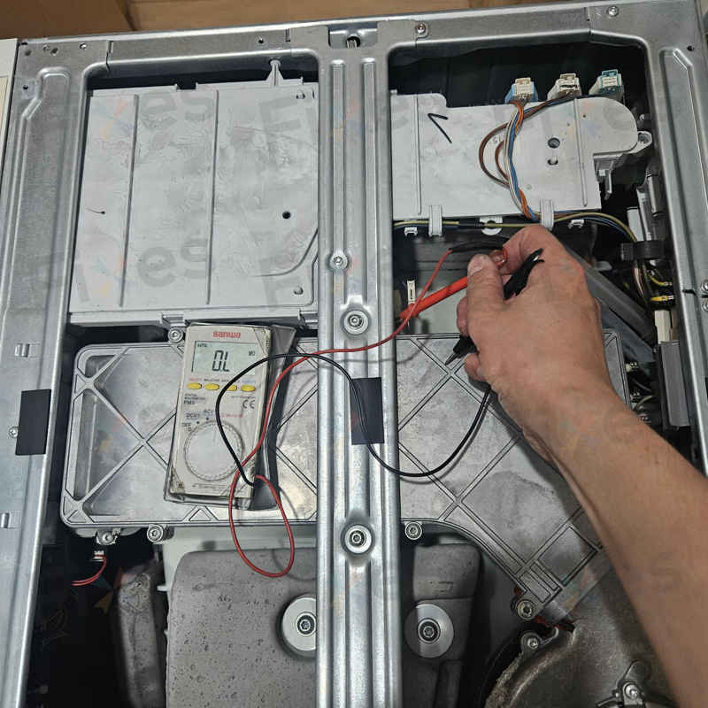 這部Siemens WK系列洗衣機E13錯誤何時出現？掌握時機找出關鍵 🔍