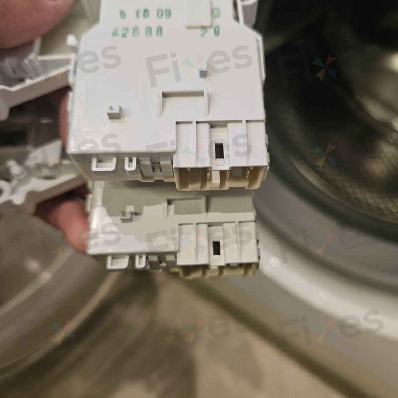 不只是門鎖故障：這部西門子WK系列洗衣機E13揭示烘乾發熱線漏電⚡