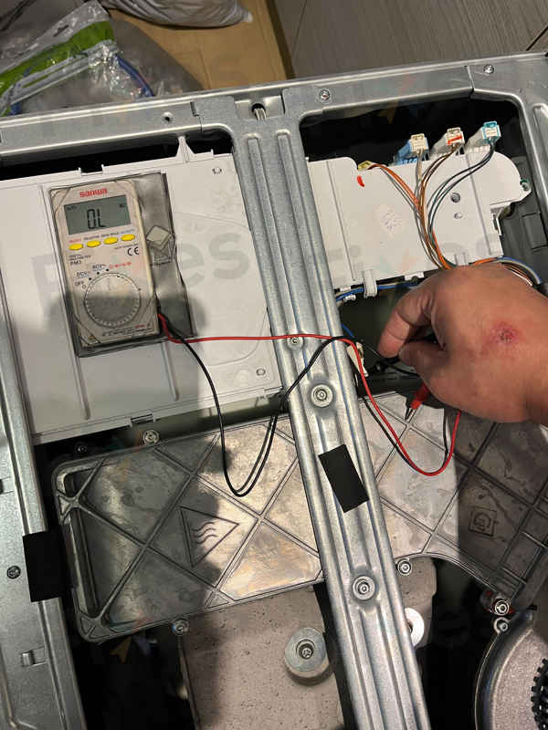 出現故障碼E13🔒Smeg前置式二合一洗衣乾衣機 LSTA147HK