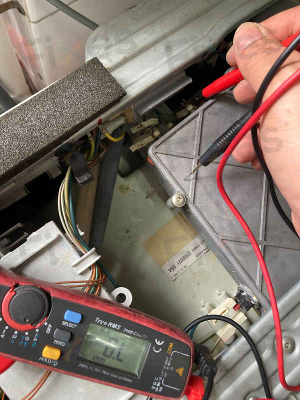 出現故障碼E13🔒Whirlpool惠而浦前置式洗衣機 AWF74141