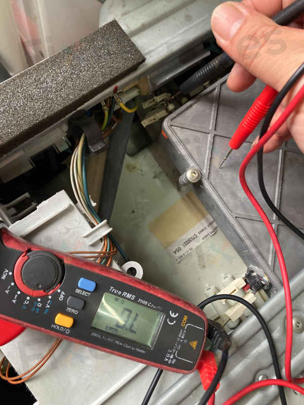 出現故障碼E13🔒Whirlpool惠而浦前置式洗衣機 AWF74141