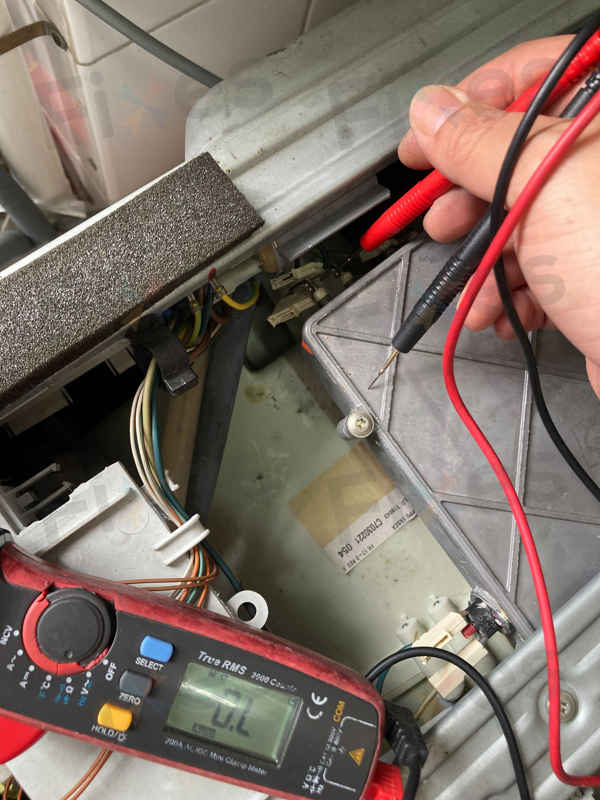 出現故障碼E13🔒Whirlpool惠而浦前置式洗衣機 AWF74141