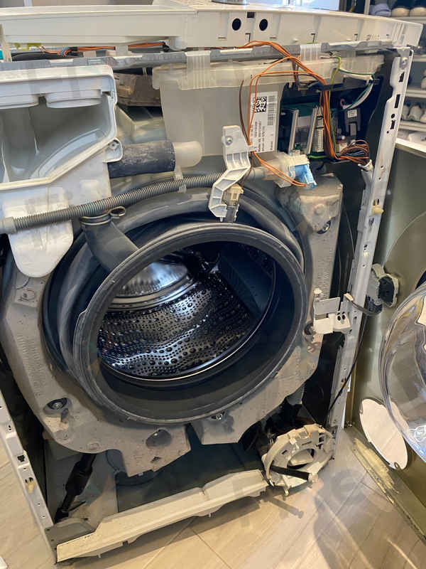 E18與E23故障碼輪流出現：這部Bosch WAW系列洗衣機的隱藏問題終於曝光 💡