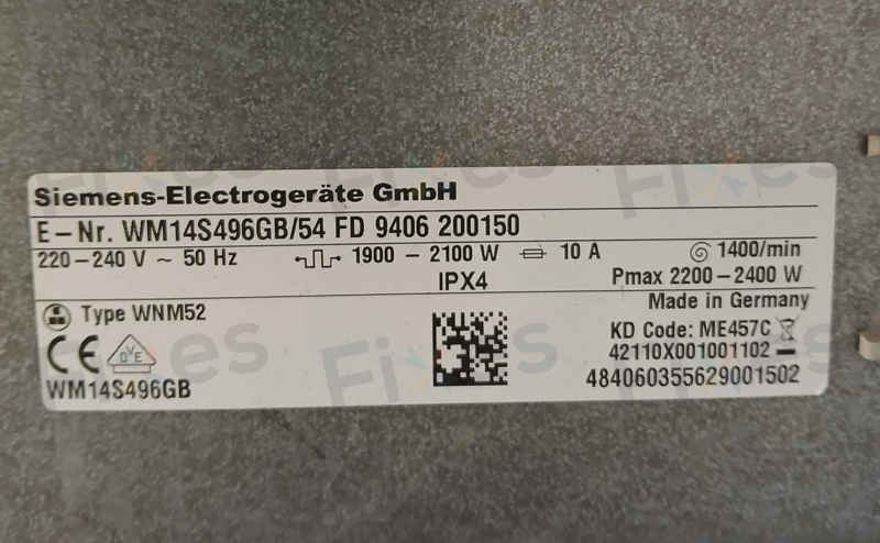 這部Siemens WM系列洗衣機E18故障碼不排水，原來是排水泵被雜物卡死造成的轉動問題 🌊