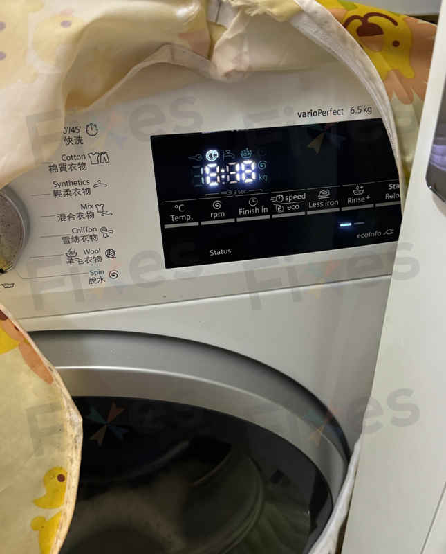 出現故障碼E18🔍Siemens西門子前置式洗衣機 WS12K440HK/08