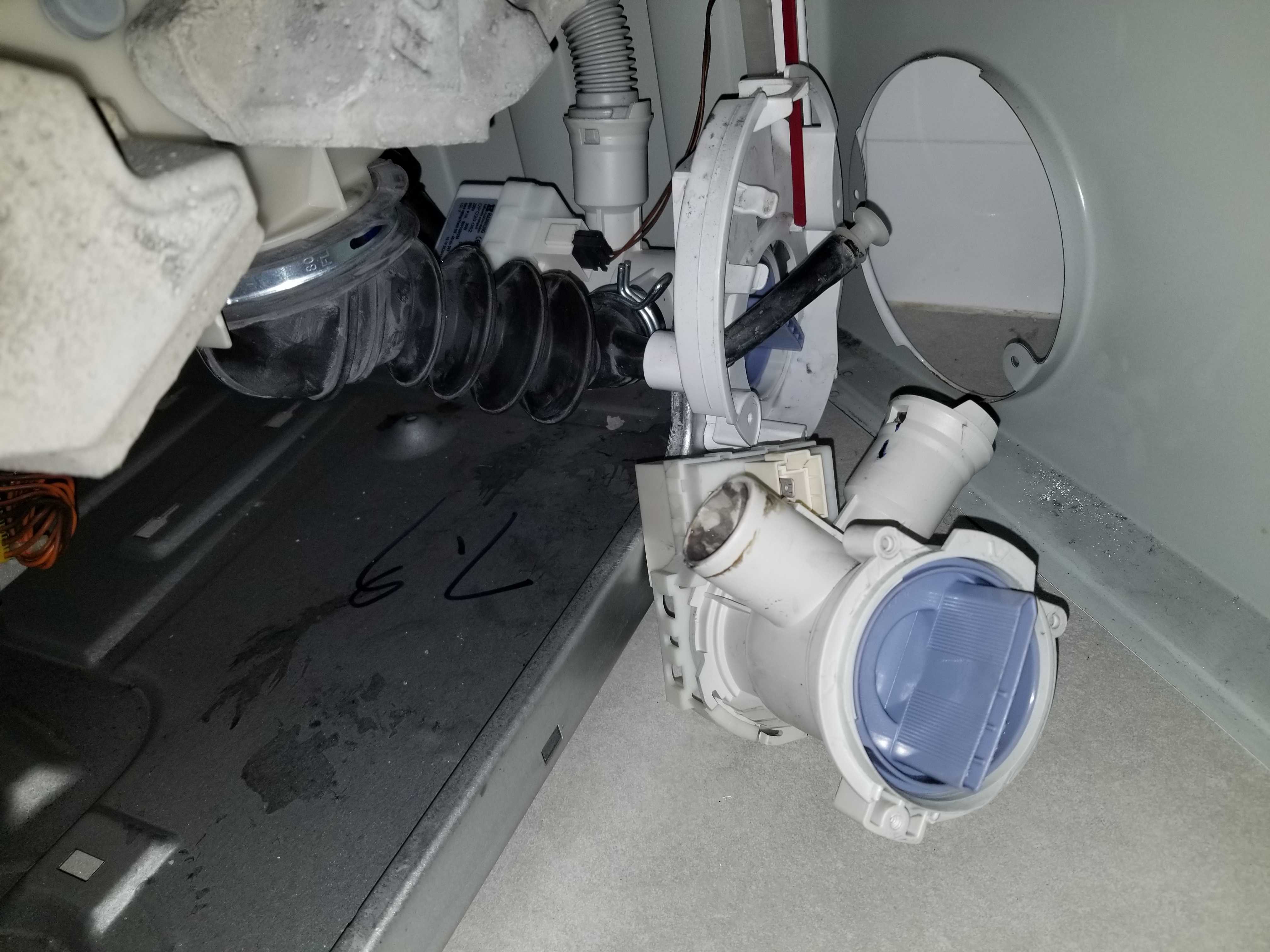 出現故障碼E18🚫Siemens西門子前置式洗衣機 WS12O260BY/01