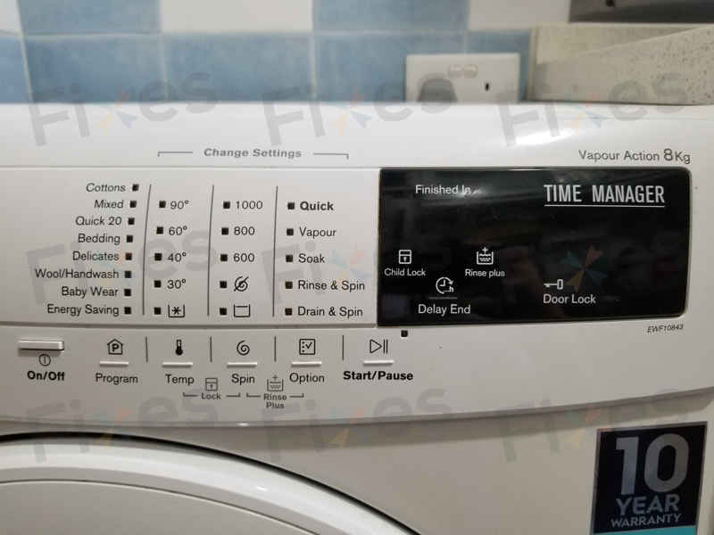 出現故障碼E20💦Electrolux伊萊克斯前置式洗衣機 EWF10843