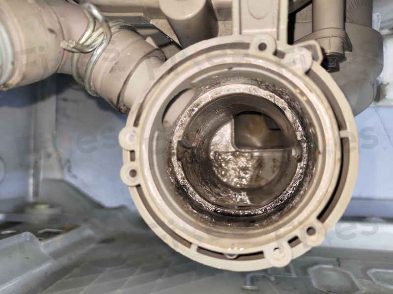 出現故障碼E20,不排水🌀Electrolux伊萊克斯前置式洗衣機 EWF10843