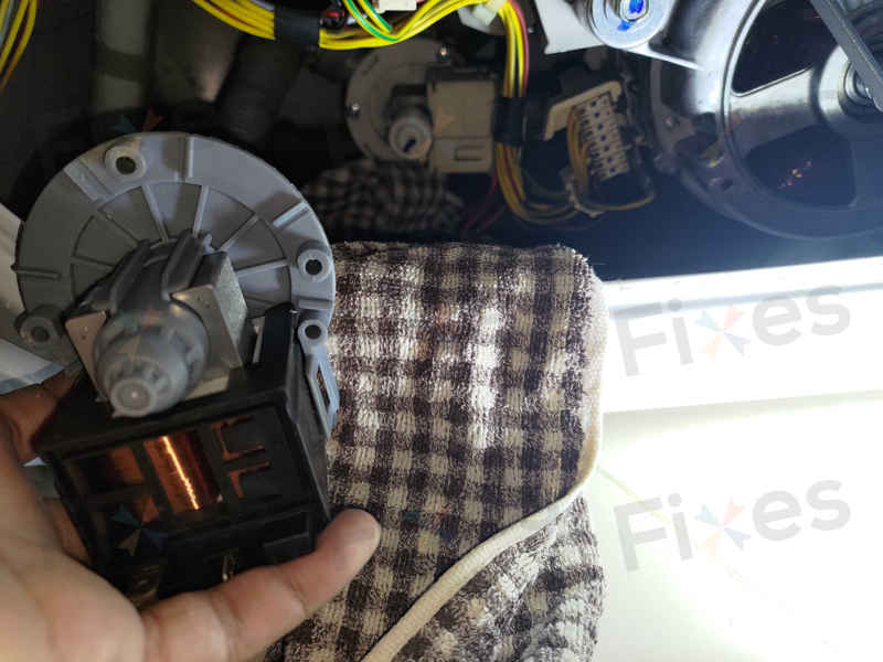出現故障碼E20,不排水🌀Electrolux伊萊克斯前置式洗衣機 EWF10843