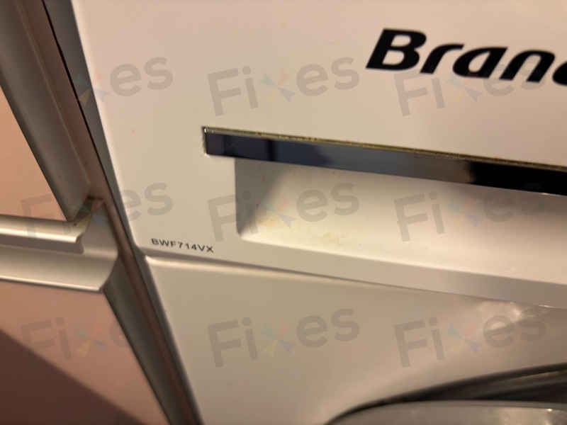 硬幣惹禍？看這部Brandt洗衣機如何從E21故障碼中恢復 🪙