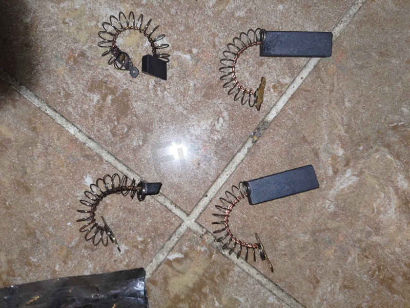 這部西門子洗衣機突然無法運作？E21故障碼的背後原因 🤔