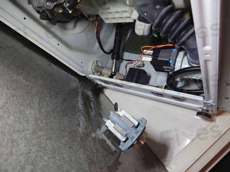 西門子洗衣機無法排水?一個E21故障碼背後的維修故事 💧