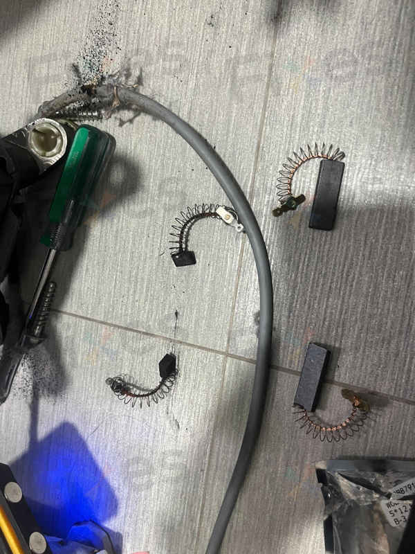 出現故障碼E21🎯Siemens西門子前置式洗衣機 WS12O260BY