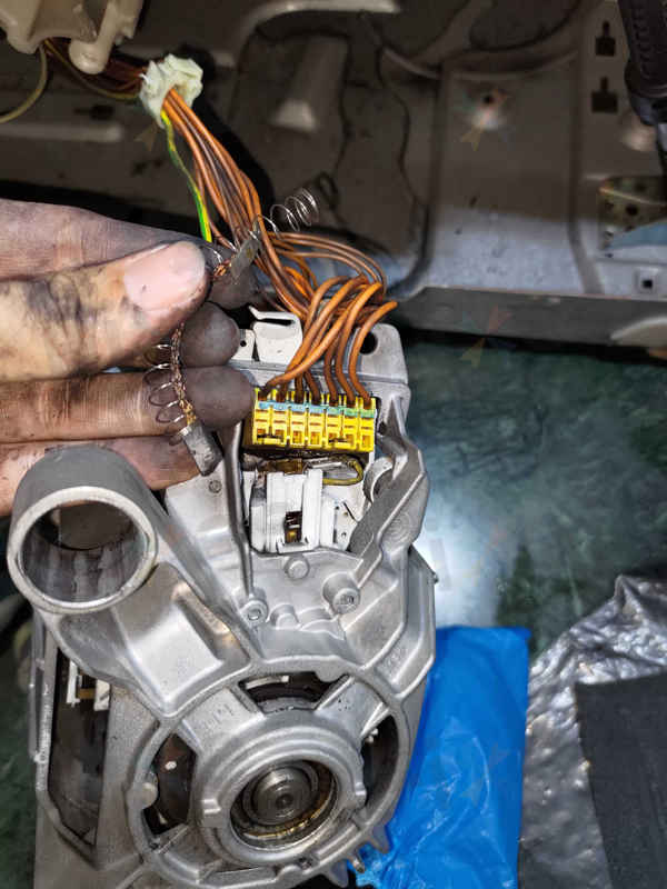 出現故障碼E21🔧 Siemens西門子前置式洗衣機 WS12O260BY/04
