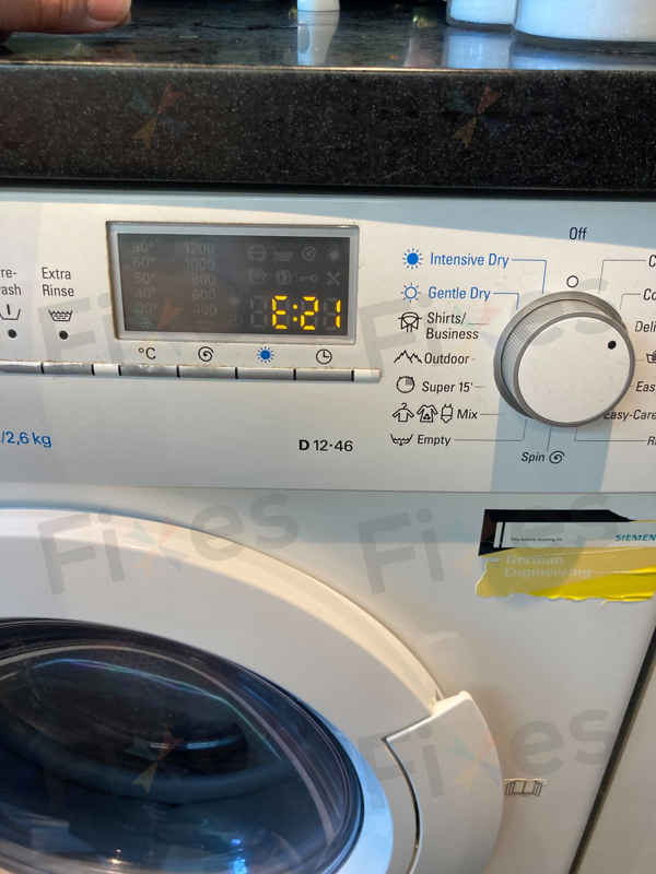 許先生的25分鐘靜音修復:這部西門子WD系列洗衣機E21故障快速恢復運作 ⏱️