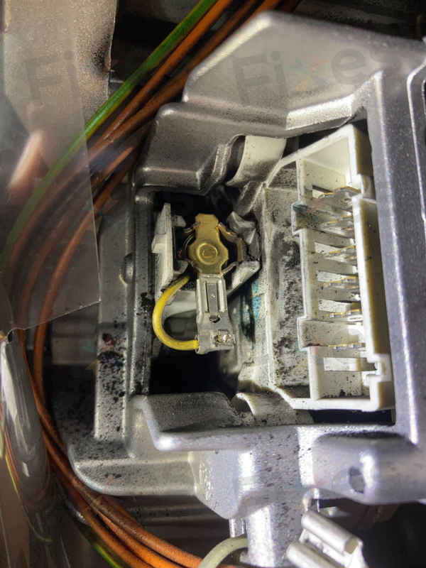 許先生的25分鐘靜音修復:這部西門子WD系列洗衣機E21故障快速恢復運作 ⏱️