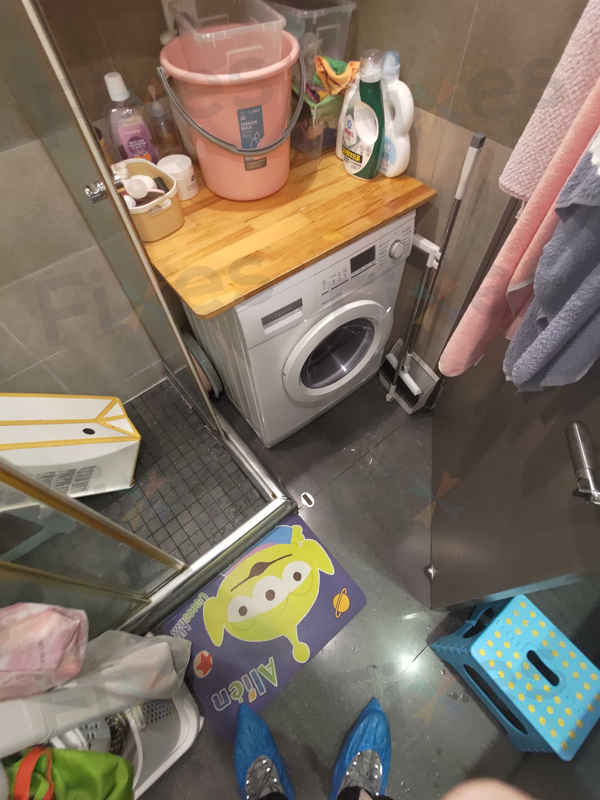 這部西門子WD系列洗衣機E21故障碼現場更換摩打碳刷,恢復運轉如初🤔