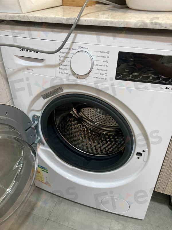 排水像交通紅燈?師傅3步破解這部Siemens WS系列洗衣機E21故障 🔄