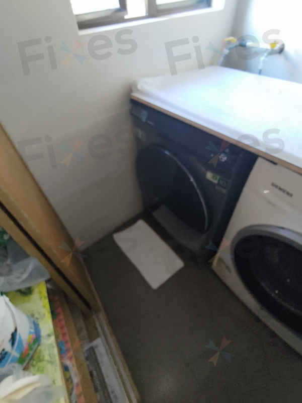 這部東芝洗衣機TWDBH90W4H出現E21故障碼?竟是恤衫衣領膠條惹禍 😱