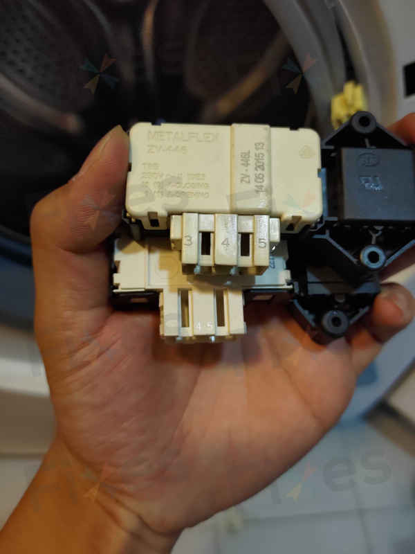 出現故障碼E30🔓Brandt白朗牌前置式洗衣機 BWF5714A