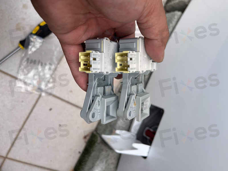 出現故障碼E40,門鎖問題🧐Zanussi金章牌前置式洗衣機 ZWH71246