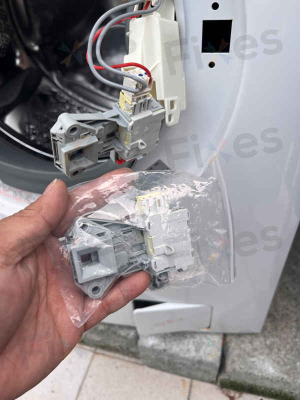 出現故障碼E40,門鎖問題🧐Zanussi金章牌前置式洗衣機 ZWH71246