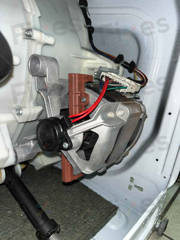 運作中途面板出現故障碼E61🔧Brandt白朗牌前置式洗衣機 BWF5714A