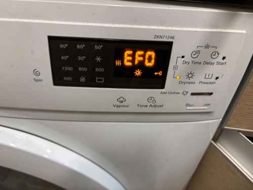 解決Zanussi ZKN系列洗衣機EF0故障碼：這位客戶的一石二鳥維修體驗 🎯