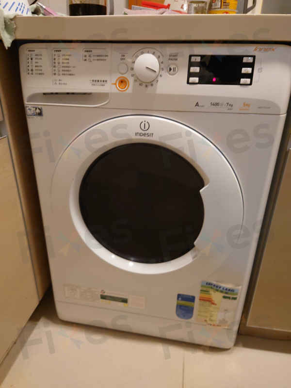 F05錯誤來襲?師傅現場修復這部Indesit XWDE系列洗衣機排水難題💡
