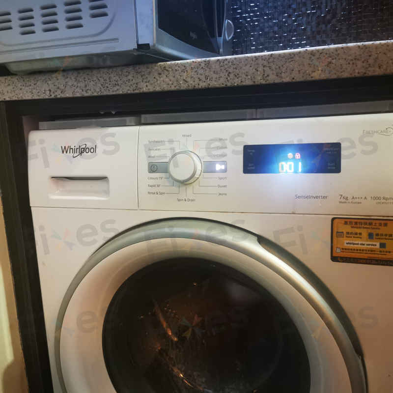 出現故障碼F05，遇上排水困難😓Whirlpool惠而浦前置式洗衣機CFCR70111