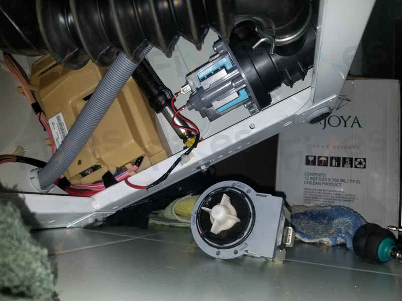 出現故障碼F05💦Whirlpool惠而浦前置式洗衣機 CFCR70111